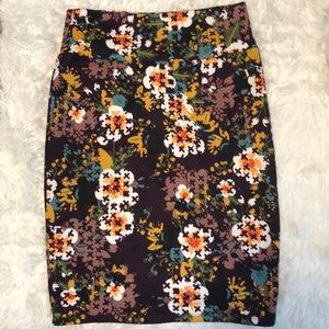 LulaRoe Cassie Pencil Skirt